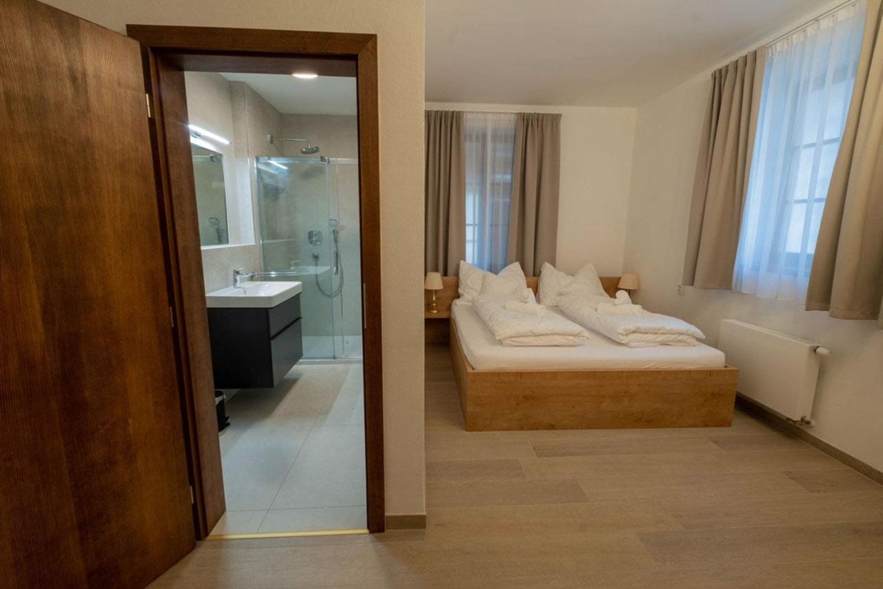 Hotel Penzion Stara Posta Kovalovice Exterior foto